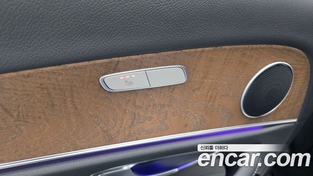 Mercedes-Benz E-Class E300 Exclusive Standard