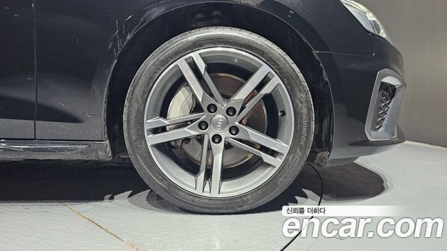 Audi A4 45 TFSI Quattro Premium