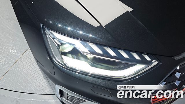 Audi A4 45 TFSI Quattro Premium