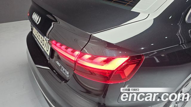 Audi A4 45 TFSI Quattro Premium