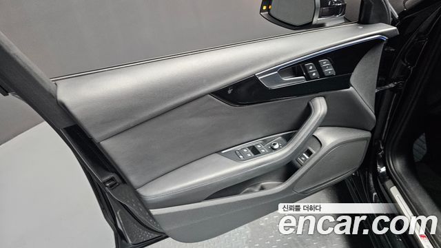 Audi A4 45 TFSI Quattro Premium