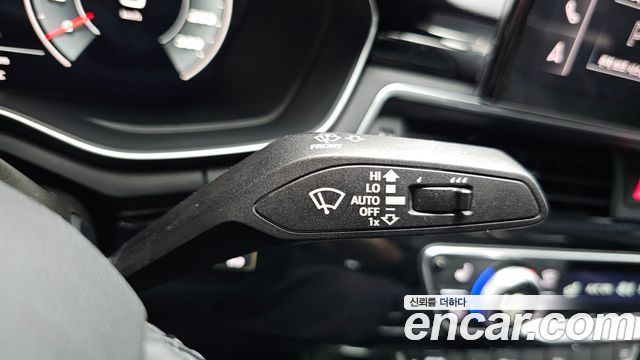 Audi A4 45 TFSI Quattro Premium