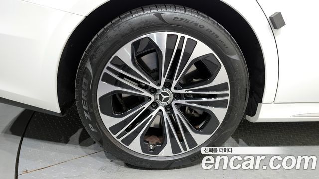 Mercedes-Benz E-Class E350e 4MATIC