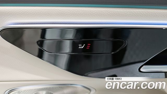 Mercedes-Benz E-Class E350e 4MATIC