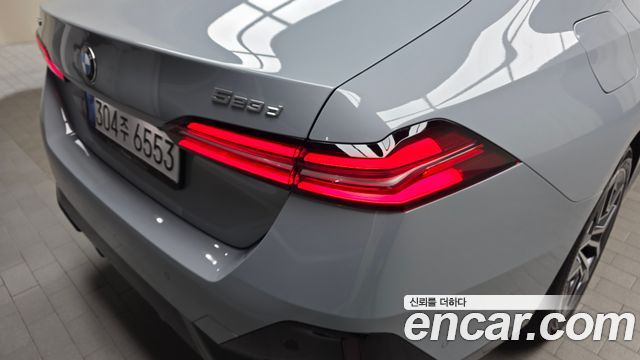 BMW 5-Series 523d xDrive M Sport