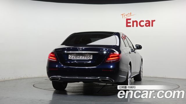 Mercedes-Benz E-Class E300 Exclusive