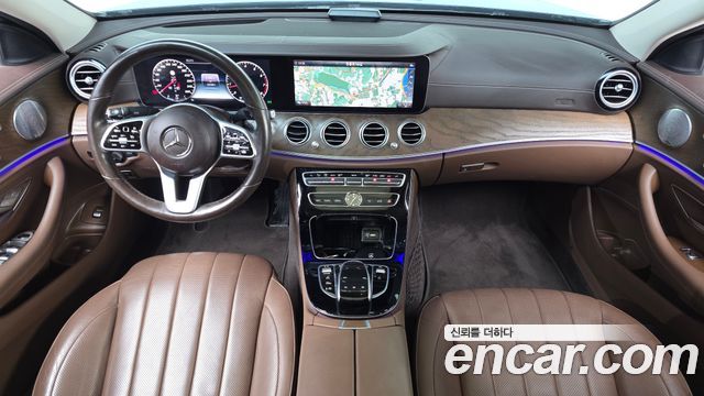 Mercedes-Benz E-Class E300 Exclusive