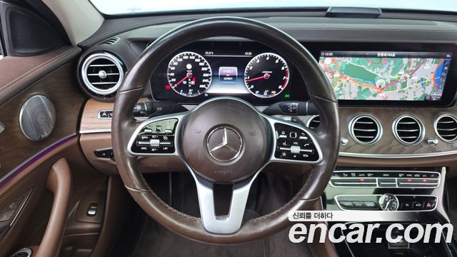 Mercedes-Benz E-Class E300 Exclusive