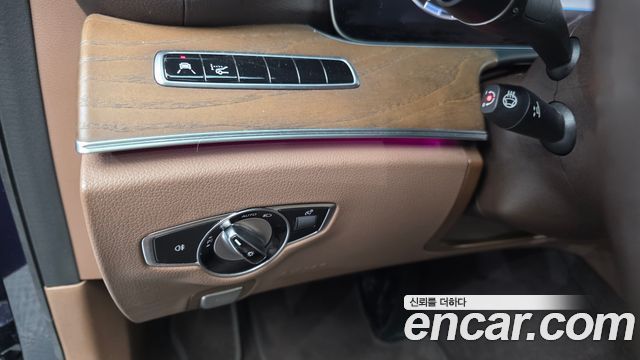 Mercedes-Benz E-Class E300 Exclusive
