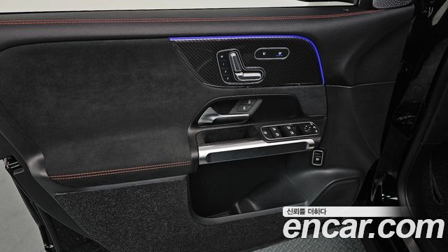 Mercedes-Benz GLB-Class AMG GLB35 4MATIC