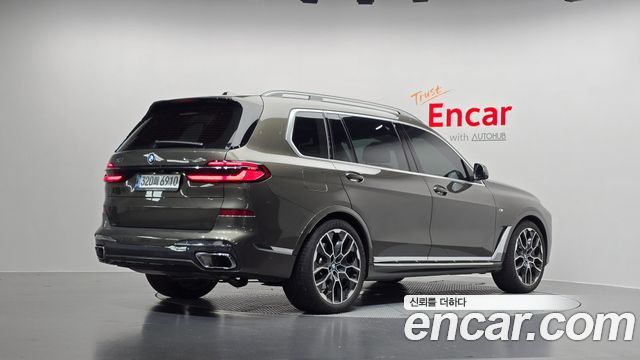 BMW X7 xDrive 40i M Sport 7STR