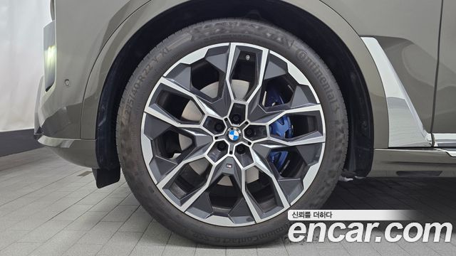 BMW X7 xDrive 40i M Sport 7STR