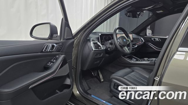 BMW X7 xDrive 40i M Sport 7STR