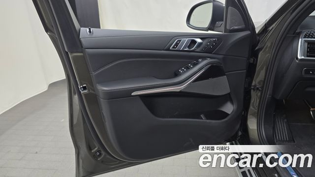BMW X7 xDrive 40i M Sport 7STR