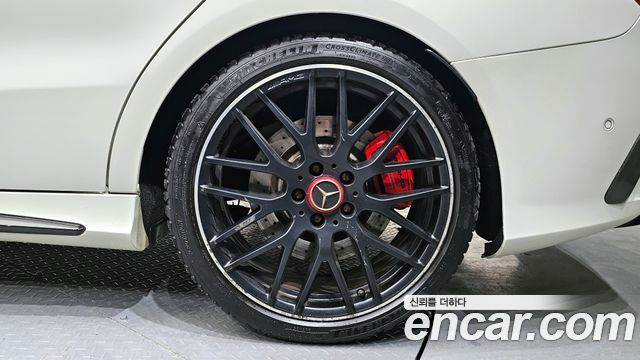 Mercedes-Benz CLA-Class CLA45 AMG 4MATIC