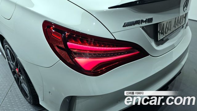 Mercedes-Benz CLA-Class CLA45 AMG 4MATIC