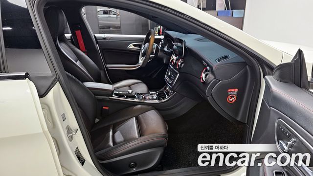 Mercedes-Benz CLA-Class CLA45 AMG 4MATIC