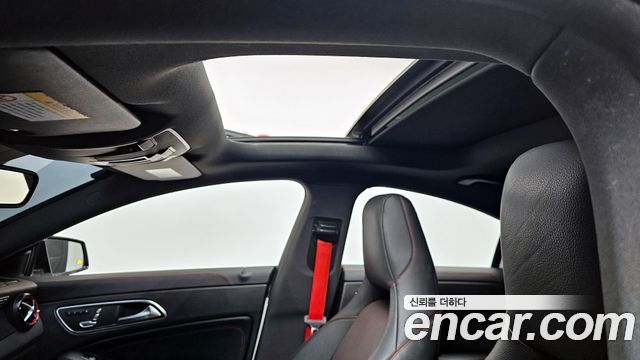 Mercedes-Benz CLA-Class CLA45 AMG 4MATIC