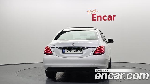 Mercedes-Benz C-Class C200