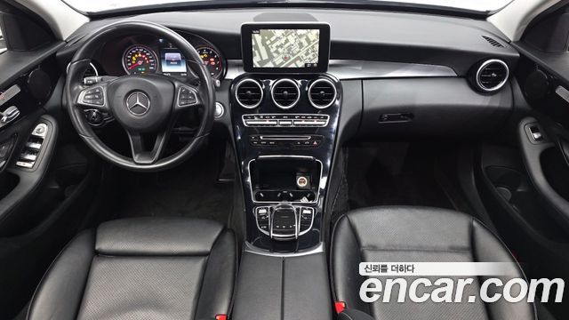 Mercedes-Benz C-Class C200