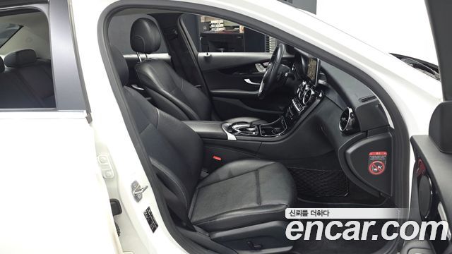 Mercedes-Benz C-Class C200