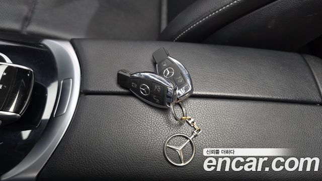 Mercedes-Benz C-Class C200