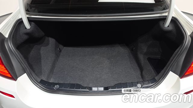 BMW 5-Series 528i M Aero dynamic special edition