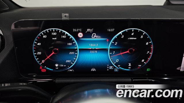 Mercedes-Benz GLA-Class GLA250 4MATIC