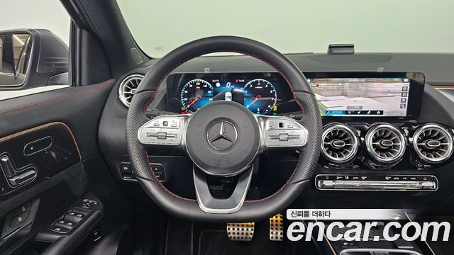 Mercedes-Benz GLA-Class GLA250 4MATIC