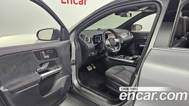 Mercedes-Benz GLA-Class GLA250 4MATIC