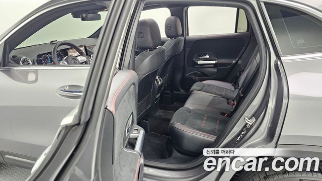 Mercedes-Benz GLA-Class GLA250 4MATIC