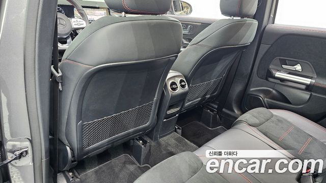 Mercedes-Benz GLA-Class GLA250 4MATIC
