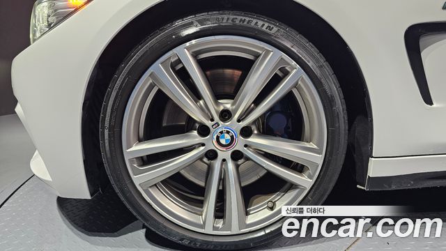 BMW 4-Series 428i Convetible vision 100 Edition
