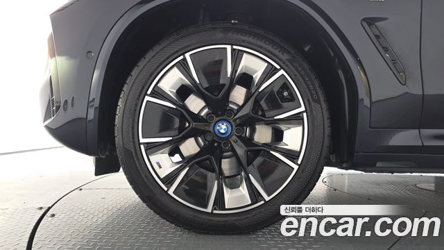 BMW iX3 M Sports