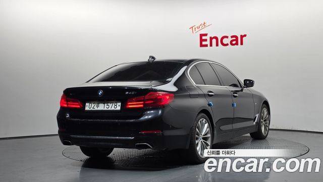 BMW 5-Series 540i xDrive Luxury Plus