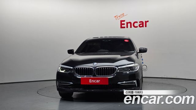 BMW 5-Series 540i xDrive Luxury Plus