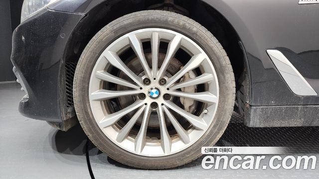 BMW 5-Series 540i xDrive Luxury Plus