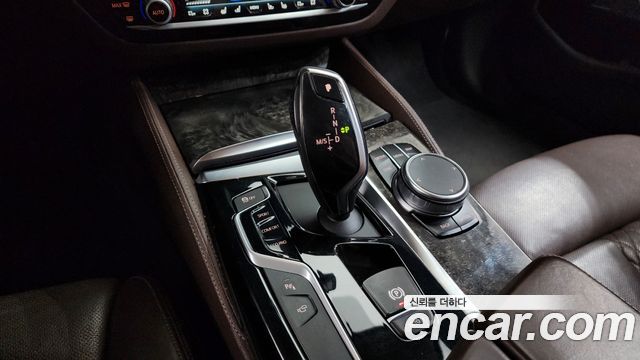 BMW 5-Series 540i xDrive Luxury Plus