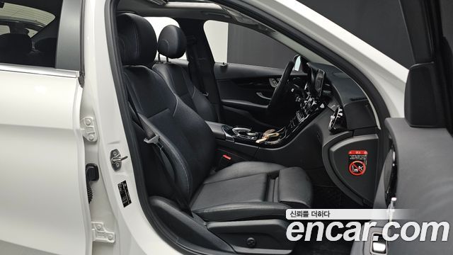 Mercedes-Benz C-Class C200