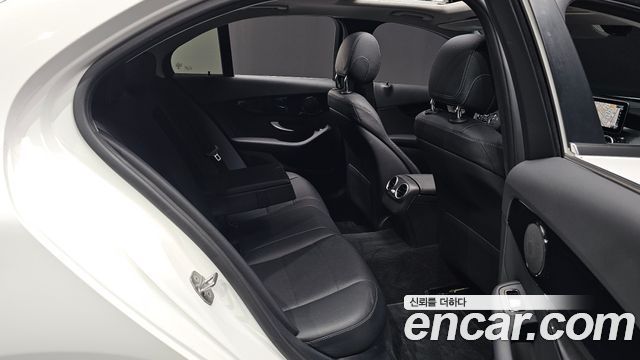 Mercedes-Benz C-Class C200