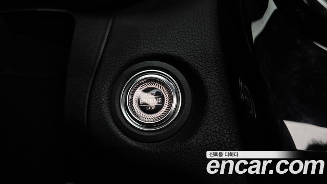 Mercedes-Benz C-Class C200