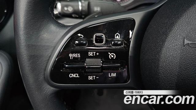 Mercedes-Benz C-Class C200