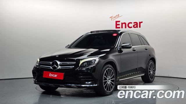 Mercedes-Benz GLC-Class GLC300 4MATIC AMG Line