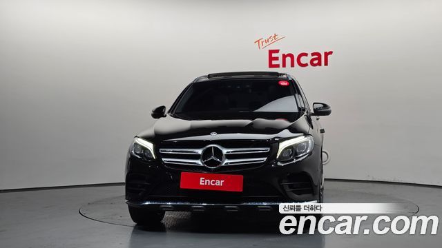 Mercedes-Benz GLC-Class GLC300 4MATIC AMG Line