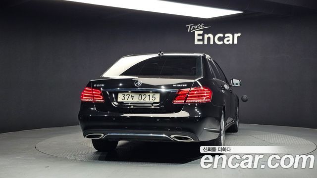 Mercedes-Benz E-Class E220 Bluetec Avantgarde