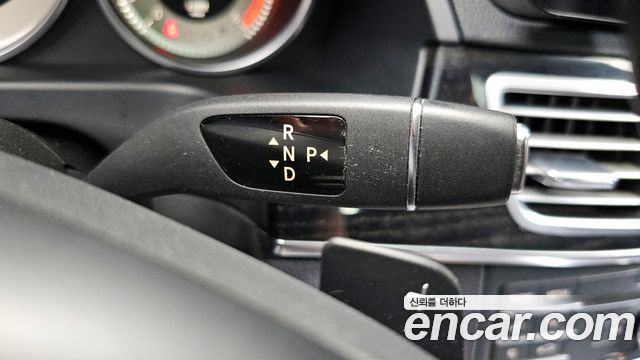 Mercedes-Benz E-Class E220 Bluetec Avantgarde