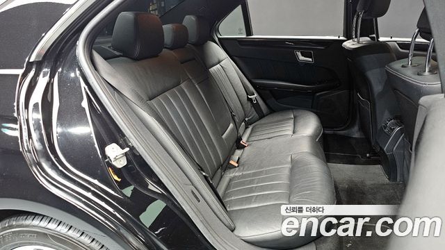 Mercedes-Benz E-Class E220 Bluetec Avantgarde