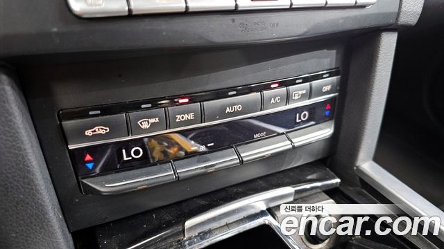 Mercedes-Benz E-Class E220 Bluetec Avantgarde