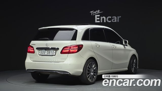 Mercedes-Benz B-Class B200 d