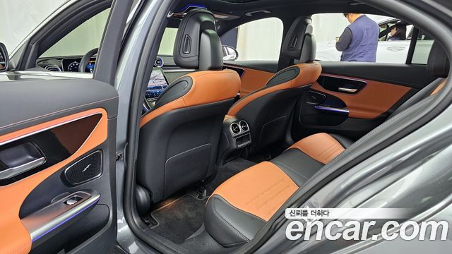 Mercedes-Benz C-Class C300 4MATIC AMG Line